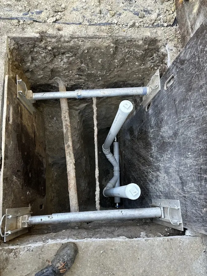 Experienced plumber completing Drain Cleaning work in Atwater